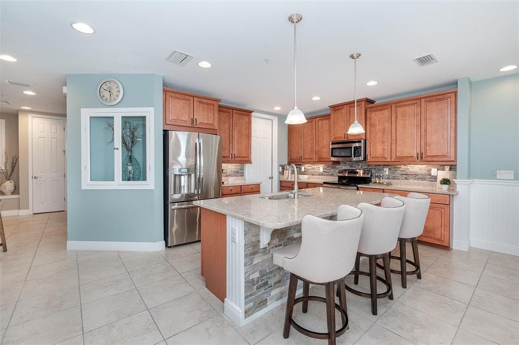 10330 LONGSHORE ROAD 51 photo 10