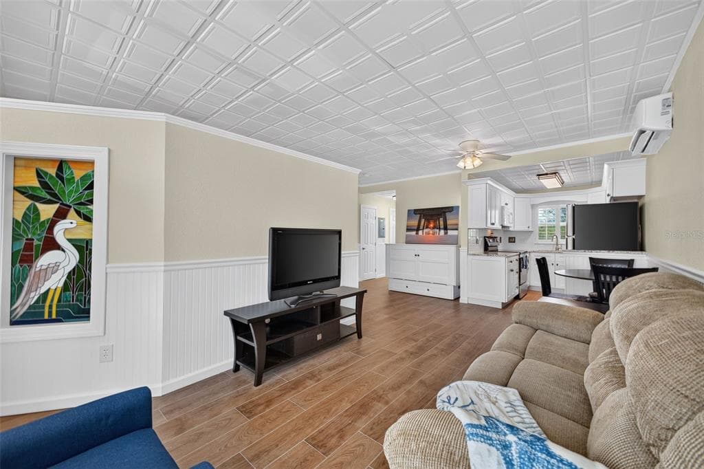 18399 GULF BOULEVARD 364 photo 6