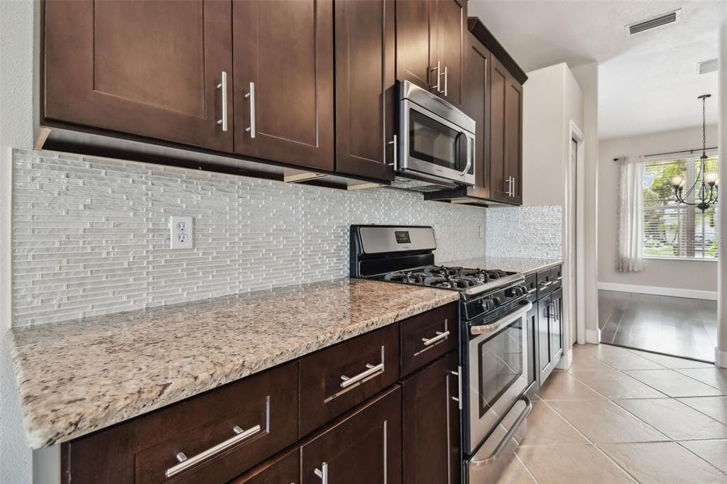 5222 CLOVER MIST DRIVE photo 9
