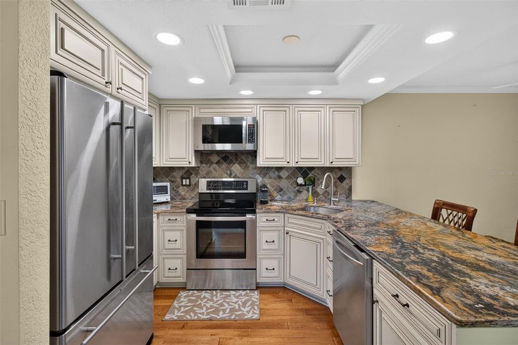 1001 S BAYSHORE BOULEVARD 101 photo 13