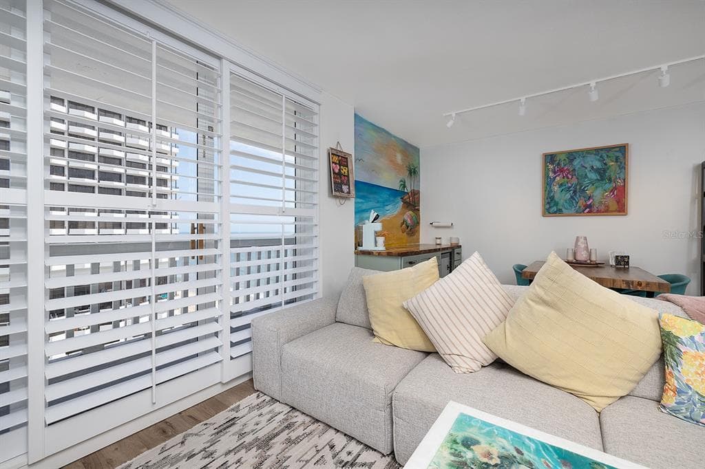 2800 N ATLANTIC AVENUE 1409 photo 6