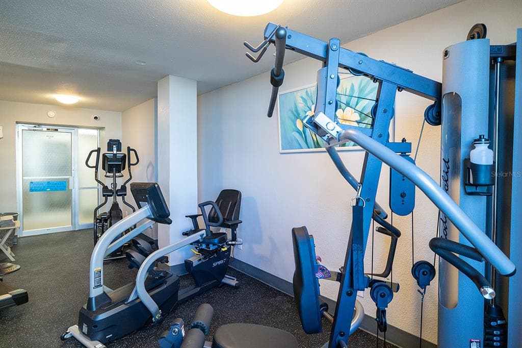 2800 N ATLANTIC AVENUE 1409 photo 24
