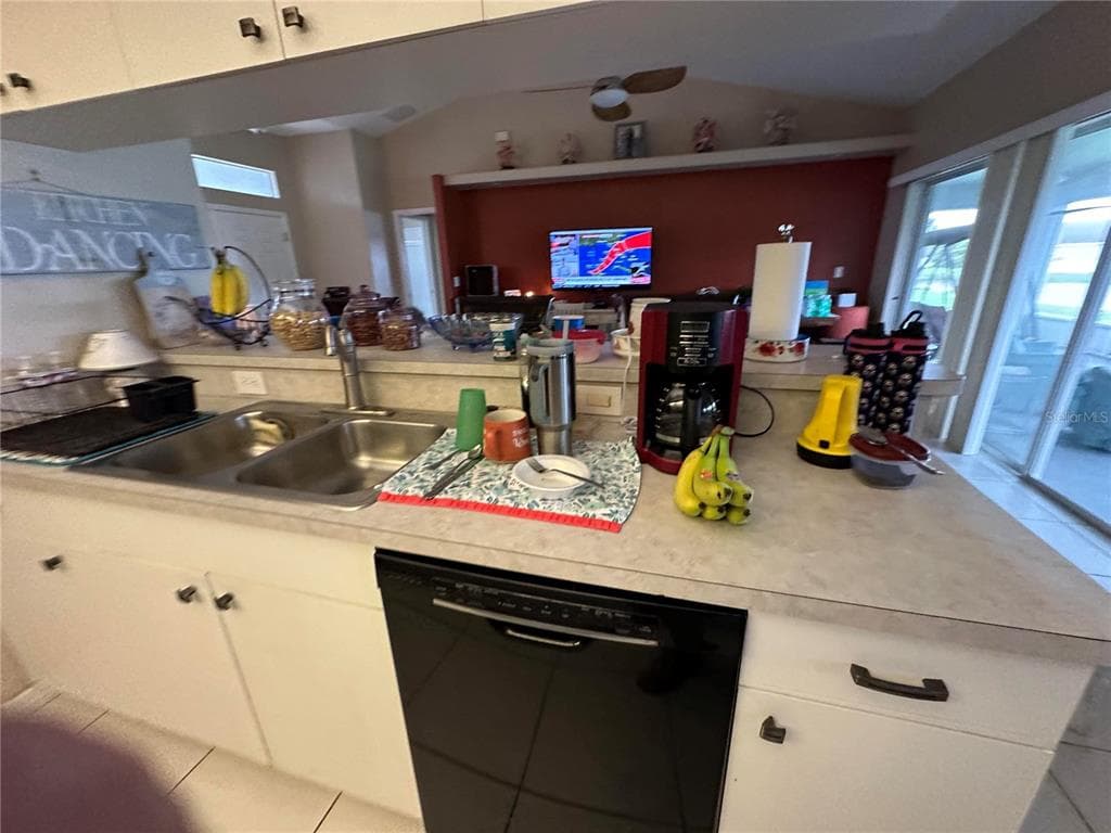 2711 46TH STREET E photo 7