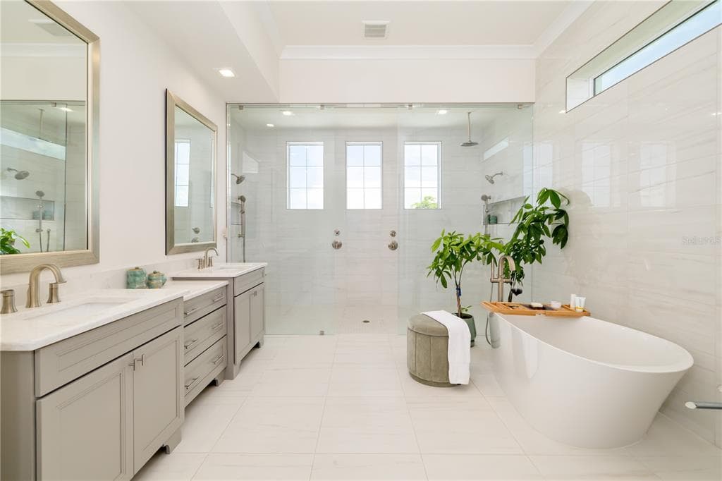 1905 4TH STREET E photo 20