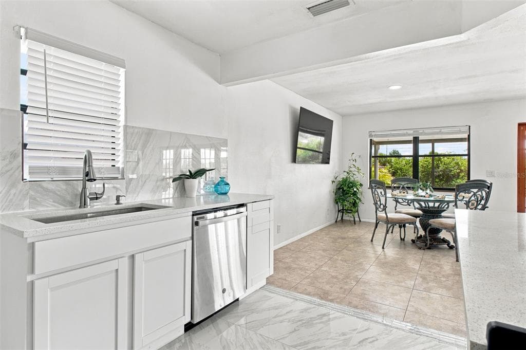 3250 ROSE ARBOR DRIVE photo 14