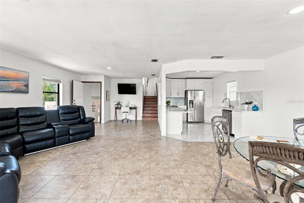 3250 ROSE ARBOR DRIVE photo 15