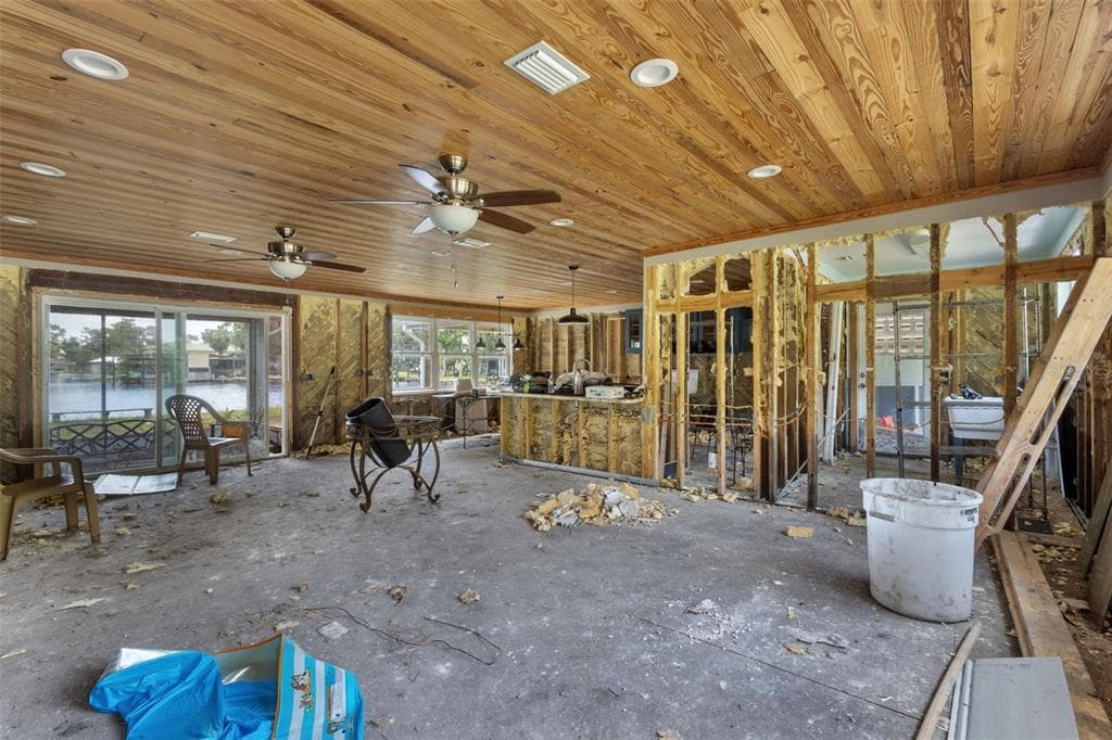 306 SE 256 STREET photo 7