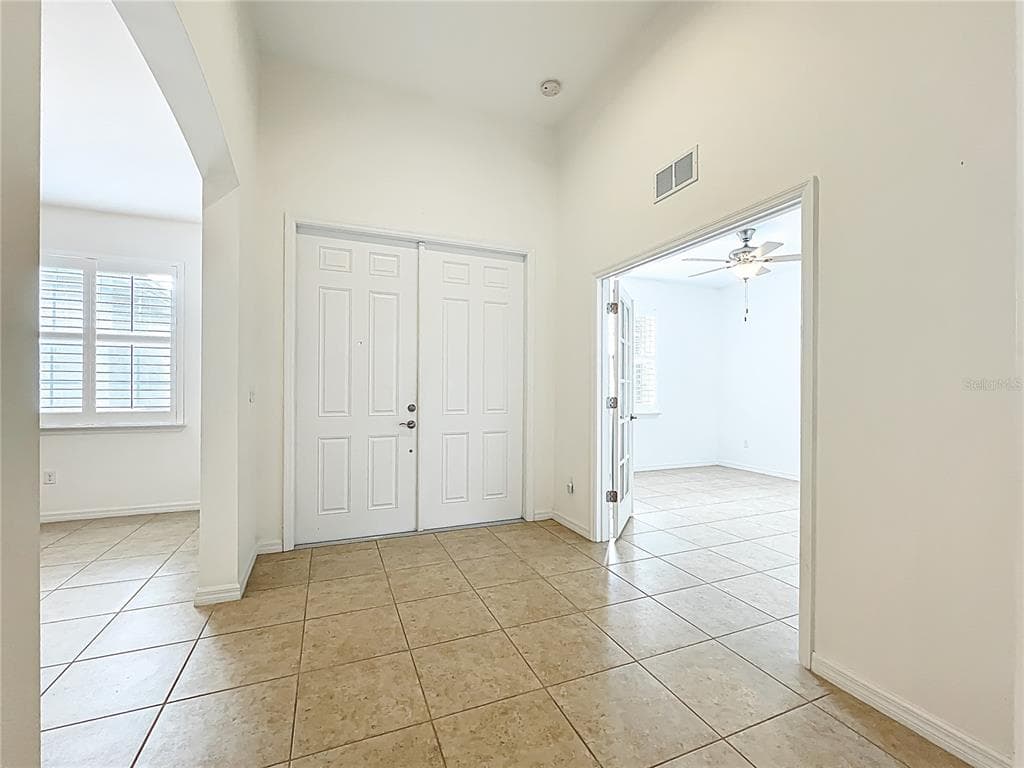 5384 LAYTON DRIVE photo 3