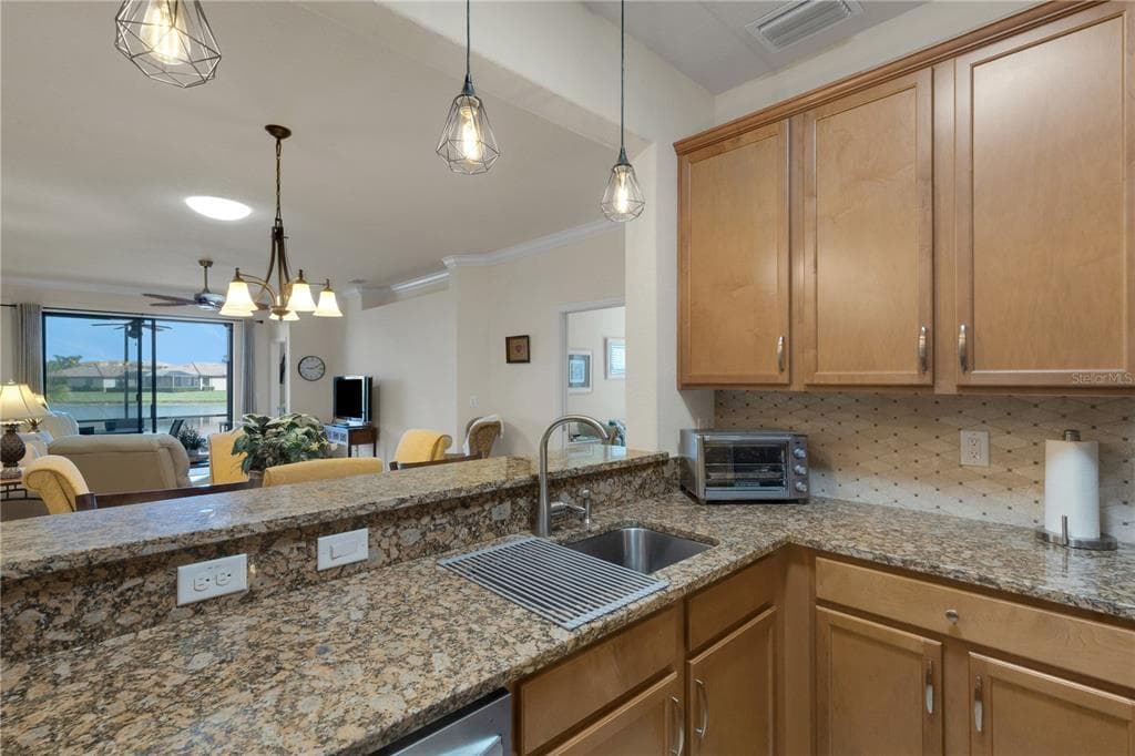 6619 CANDLESTICK DRIVE photo 22