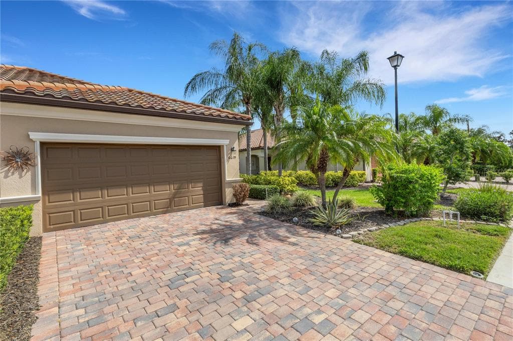 6619 CANDLESTICK DRIVE photo 4