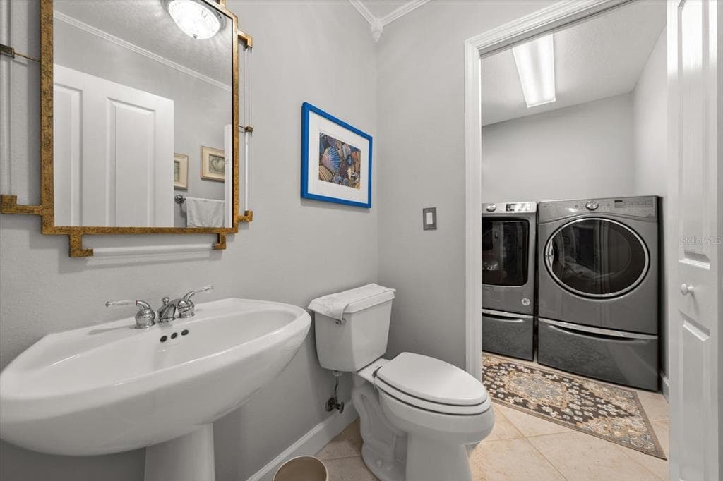 2218 DONATO DRIVE photo 16