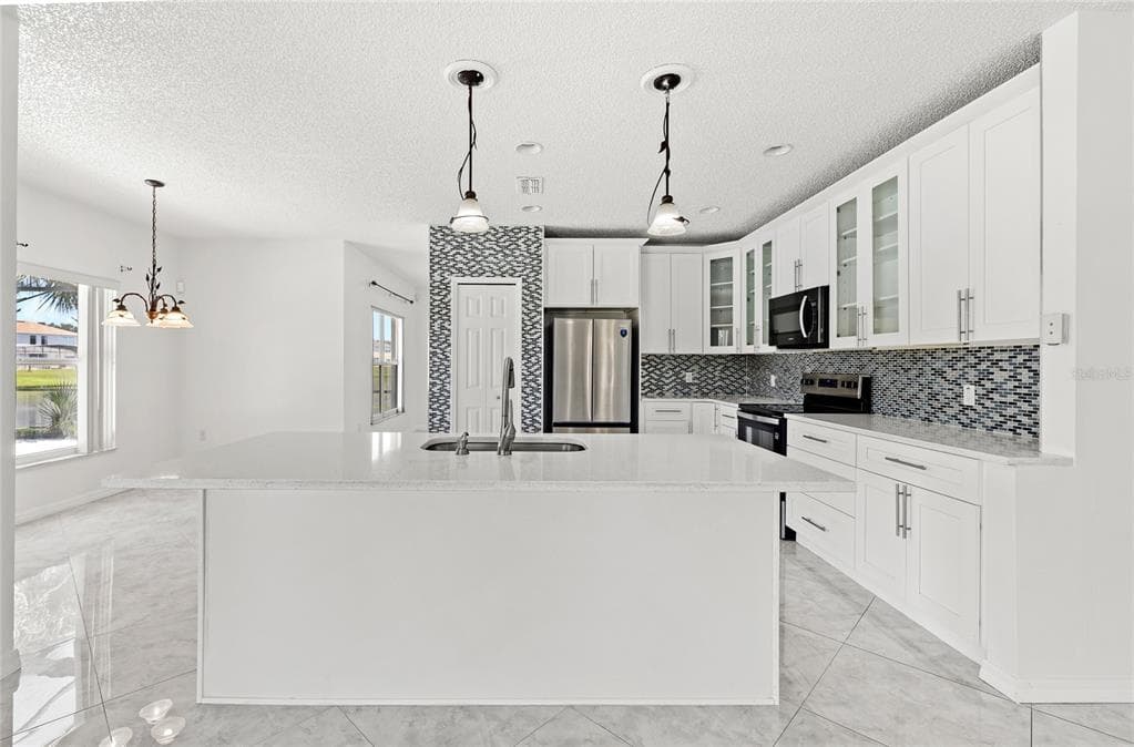 2528 CALLA LILY COVE photo 17