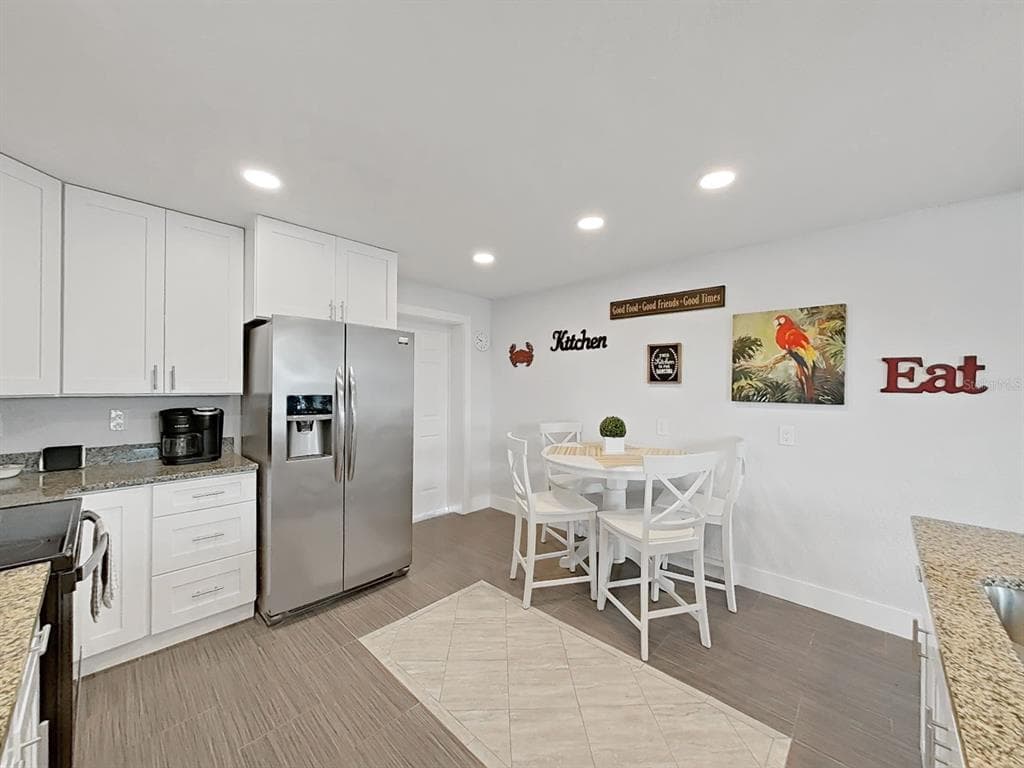 5419 COTEE RIVER DRIVE photo 18
