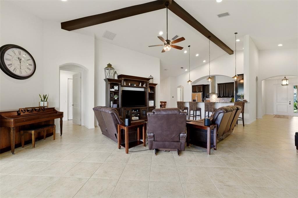 534 CHANTILLY TRAIL photo 13