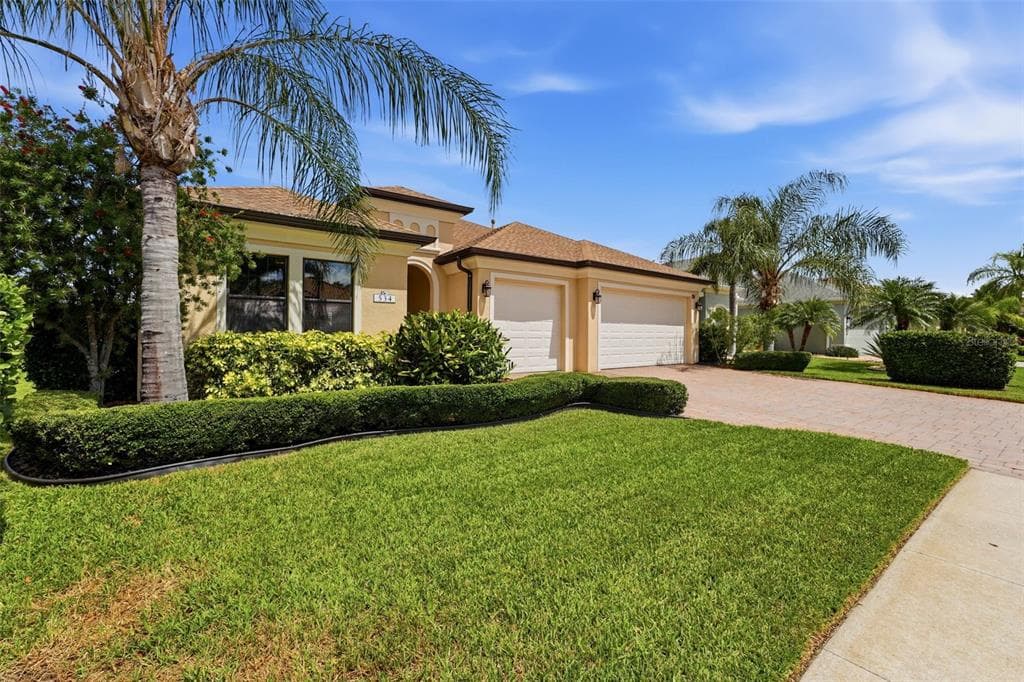 534 CHANTILLY TRAIL photo 4