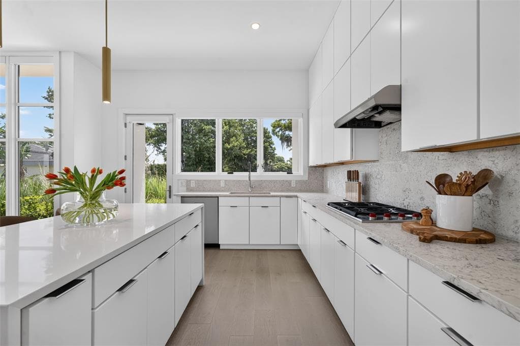 1778 MONDRIAN CIRCLE photo 16