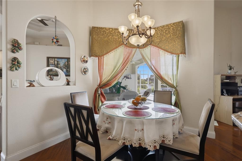 15 FLEMING COURT photo 16