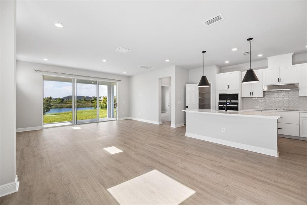 11832 CATAWBA COVE photo 3