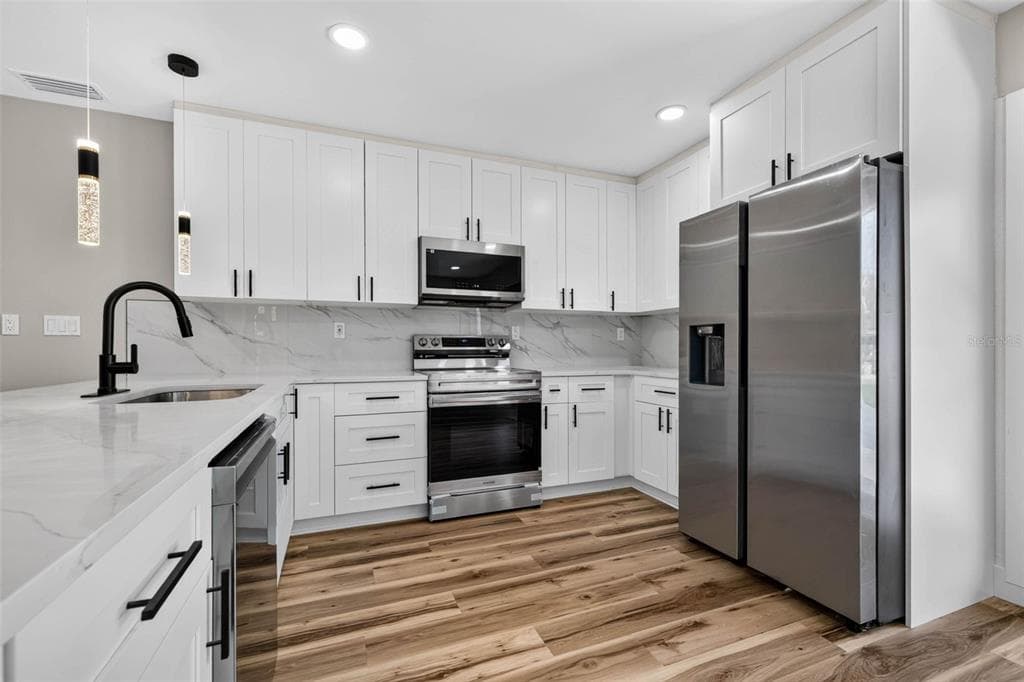 1524 CARSON CIRCLE NE photo 8