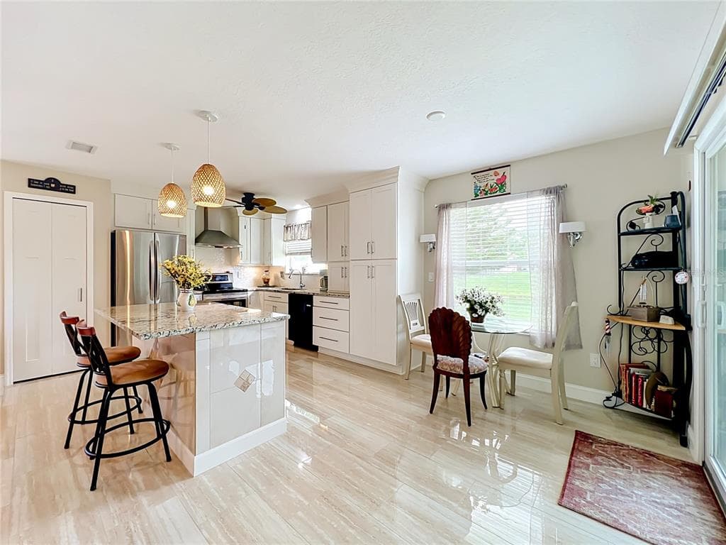 1409 CALIFORNIA DRIVE photo 19