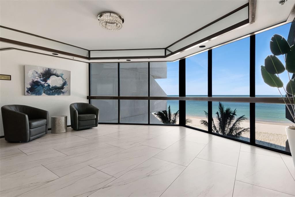 1660 GULF BOULEVARD 407 photo 4