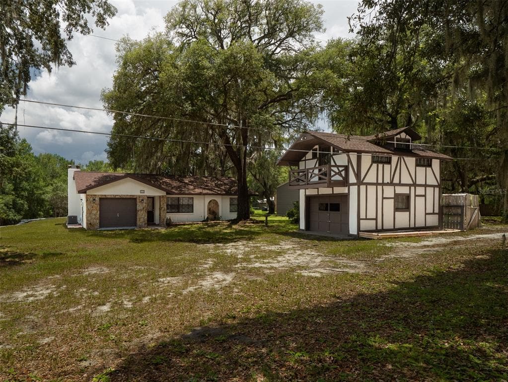 121 SERENA CIRCLE photo 1