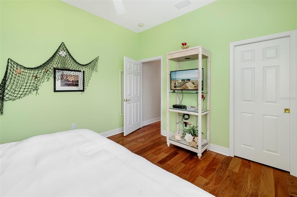 2528 TOM MORRIS DRIVE photo 15