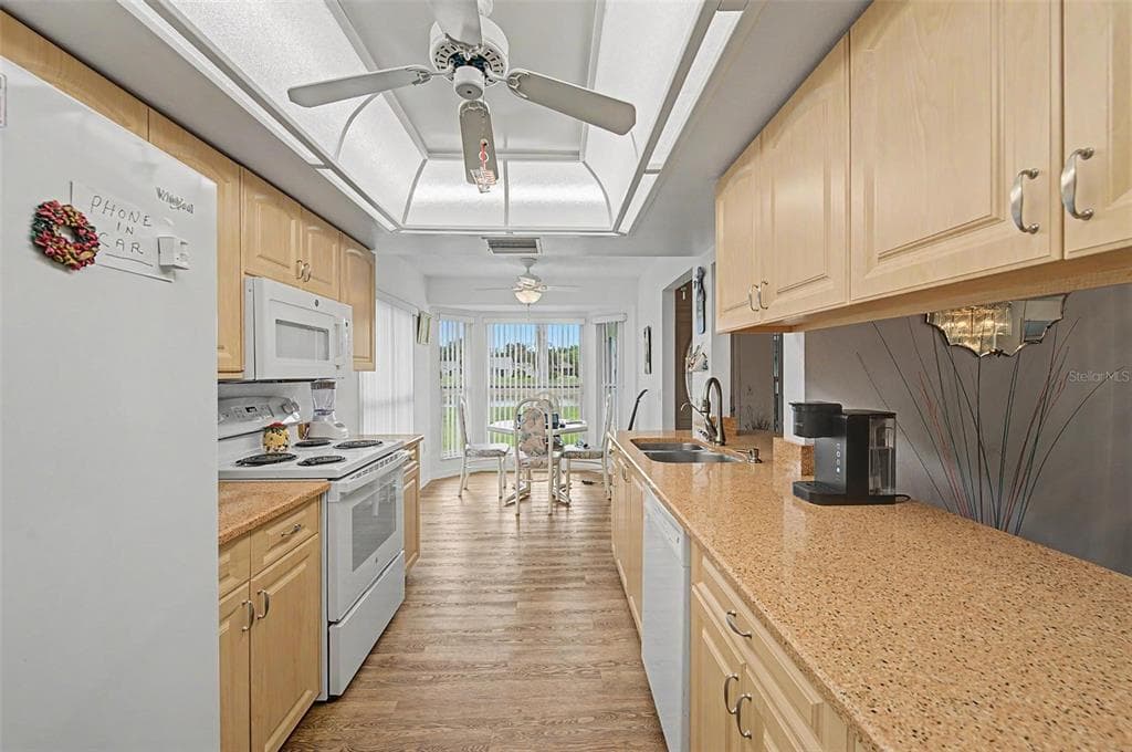 4709 PORTLAND MANOR DRIVE photo 18