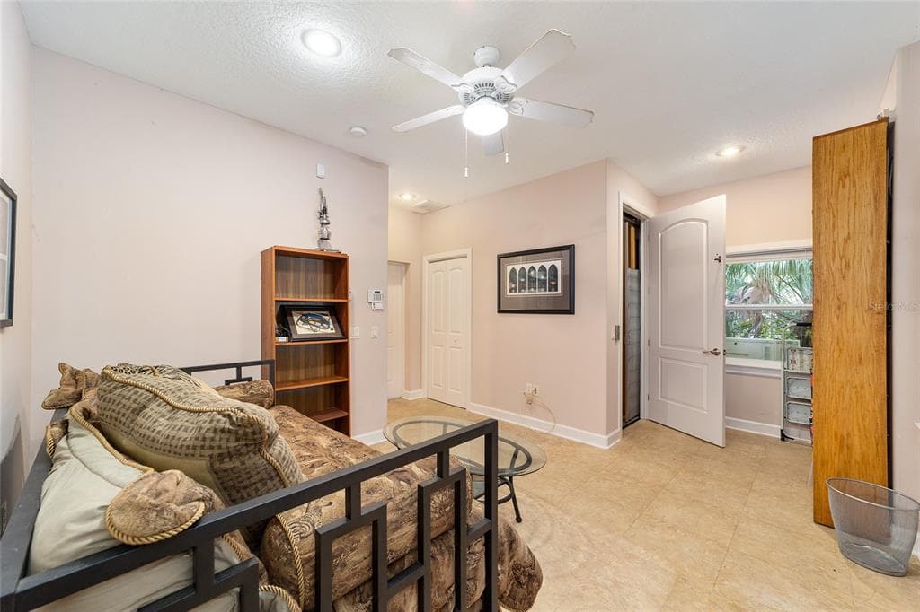 2299 N BAYOU POINT photo 10