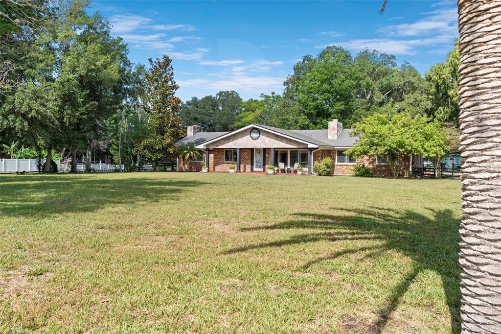 298-300 ORANGE AVENUE photo 3