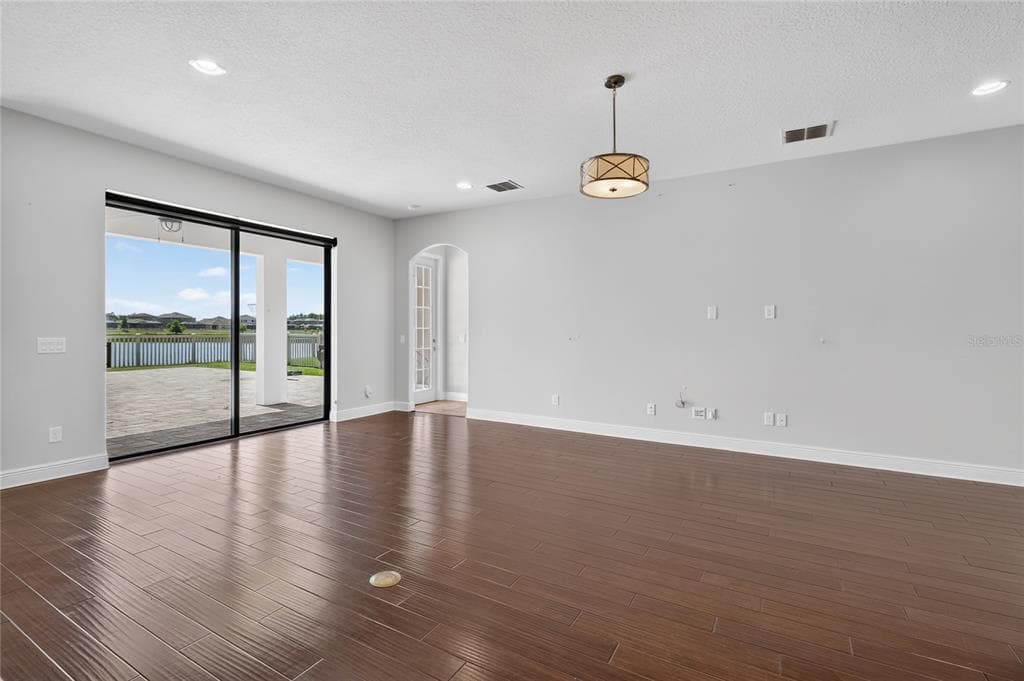 1806 NATURE VIEW DRIVE photo 24