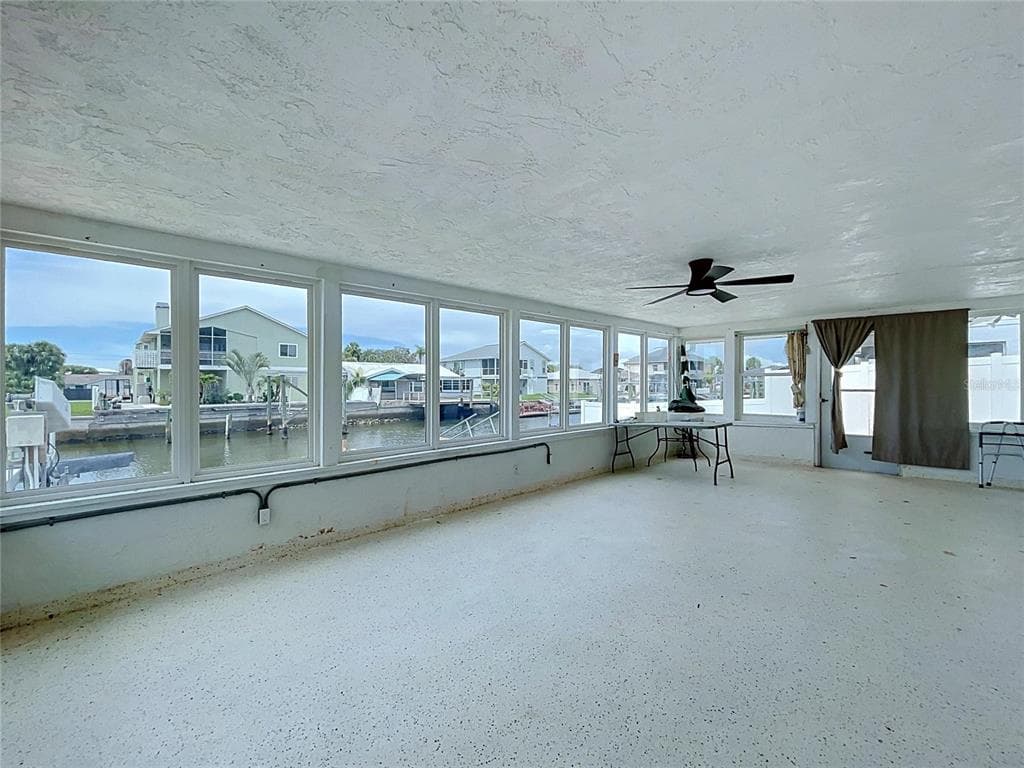 7401 ISLANDER LANE photo 9