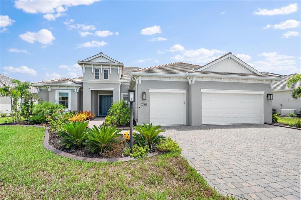 11169 HOGAN CIRCLE photo 3