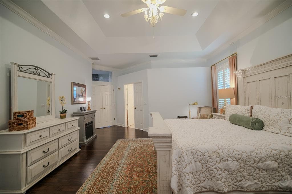 2303 CLUBHOUSE DRIVE photo 13
