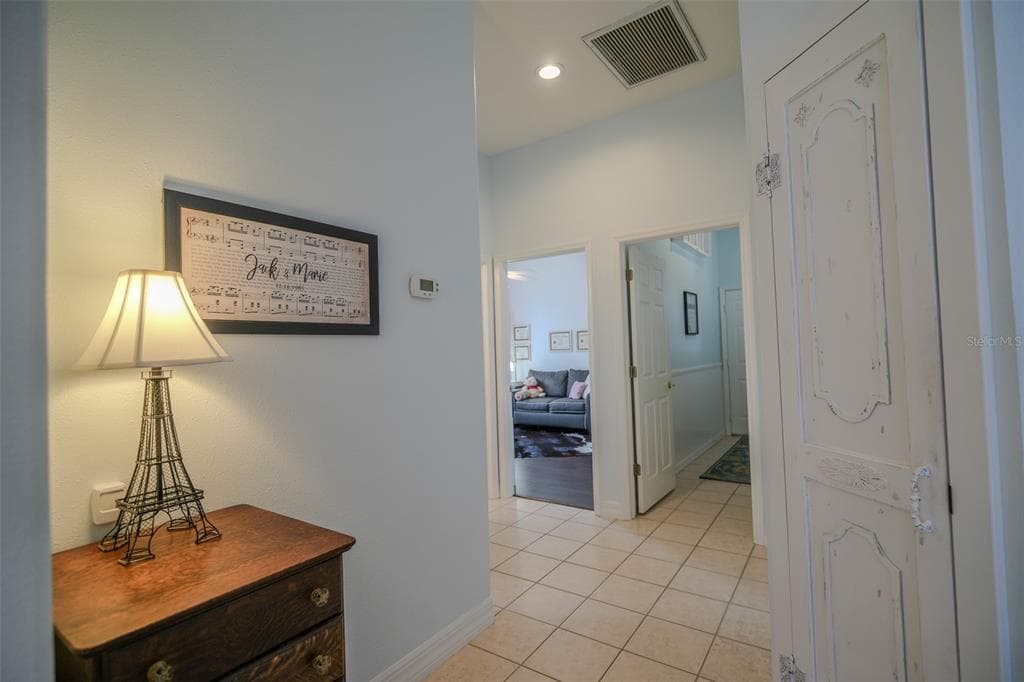 2303 CLUBHOUSE DRIVE photo 18