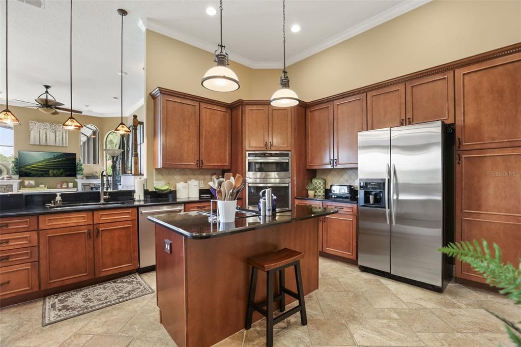 863 CARDINAL POINTE COVE photo 20