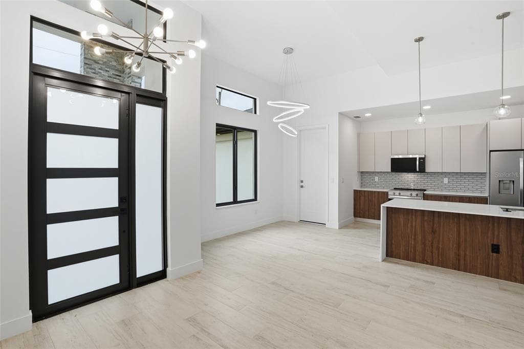 9402 ARRID CIRCLE photo 15