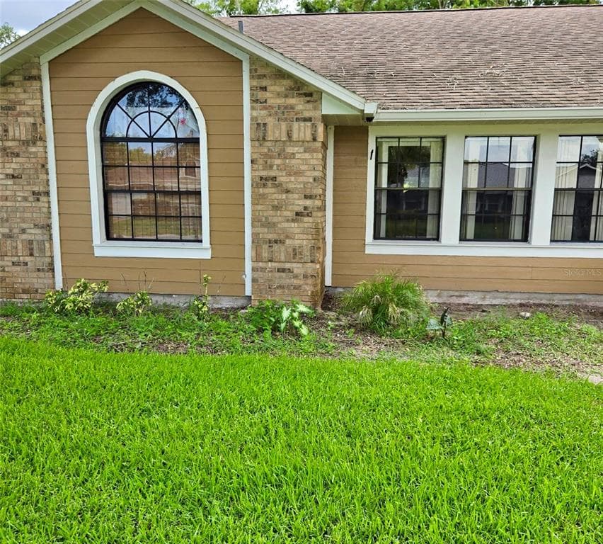 1404 ROYAL GROVE LANE photo 4