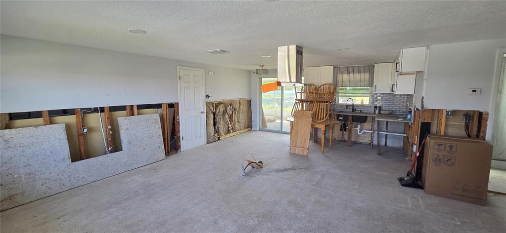13324 CAROL DRIVE photo 7
