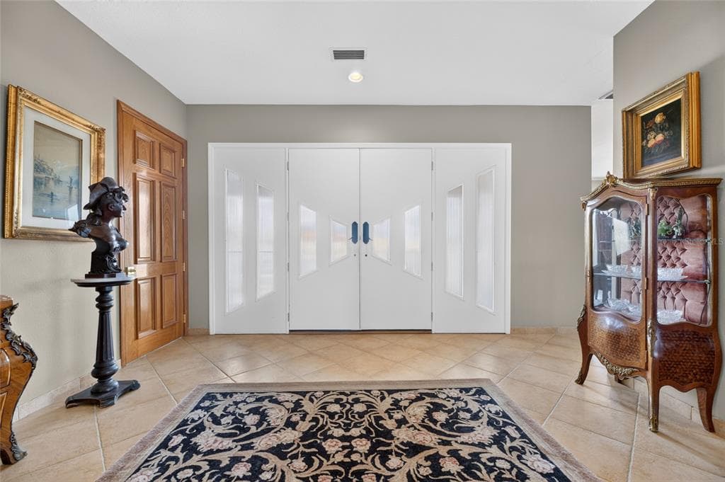 903 CAPRICCIO LANE photo 13