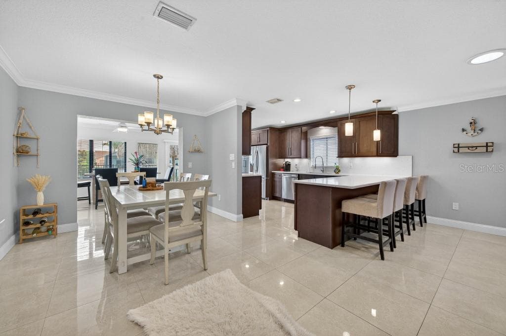 110 CIMMARON DRIVE photo 8