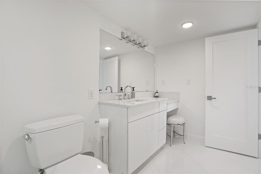 5207 S ATLANTIC AVENUE 1023 photo 19