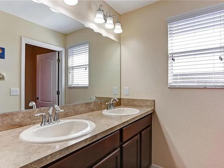 408 19TH STREET NW photo 12