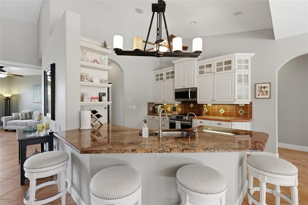 1233 SEA BREEZE COURT photo 10