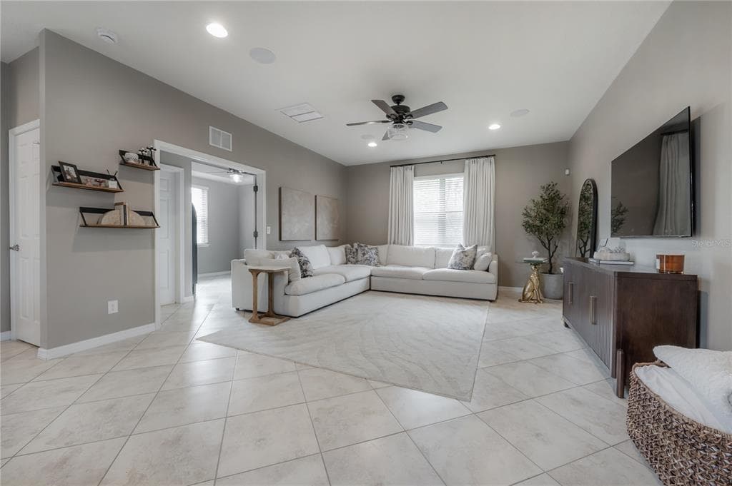9310 BLUEBERRY ASH CIRCLE photo 11