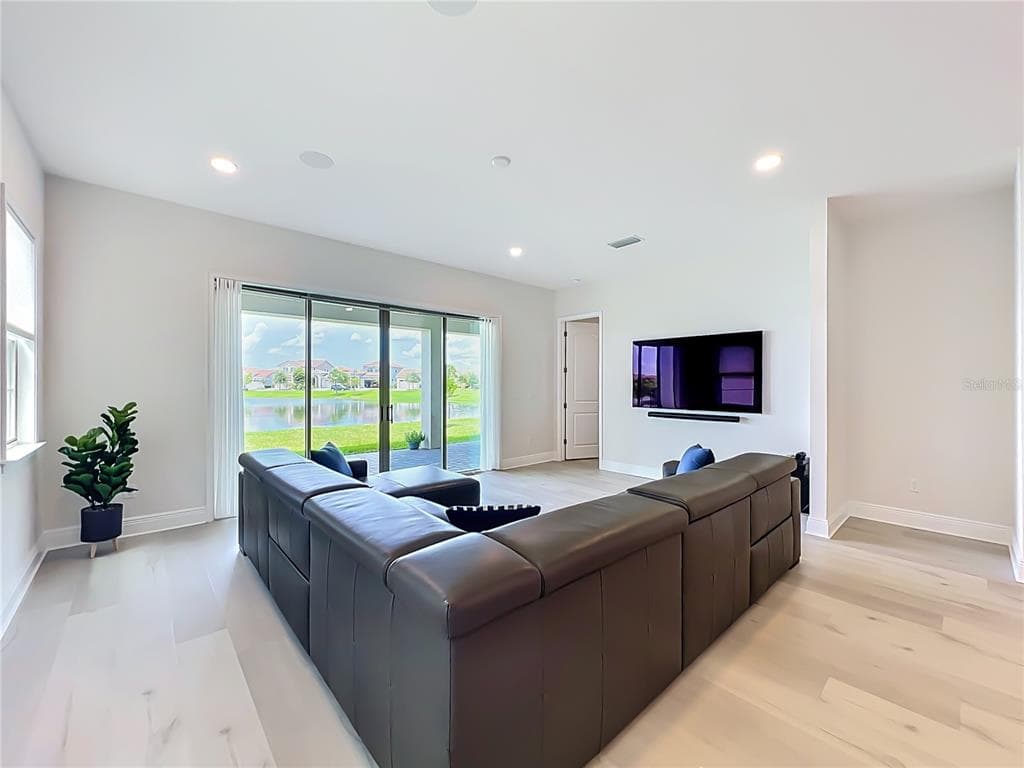 13809 LARKTON LANE photo 20