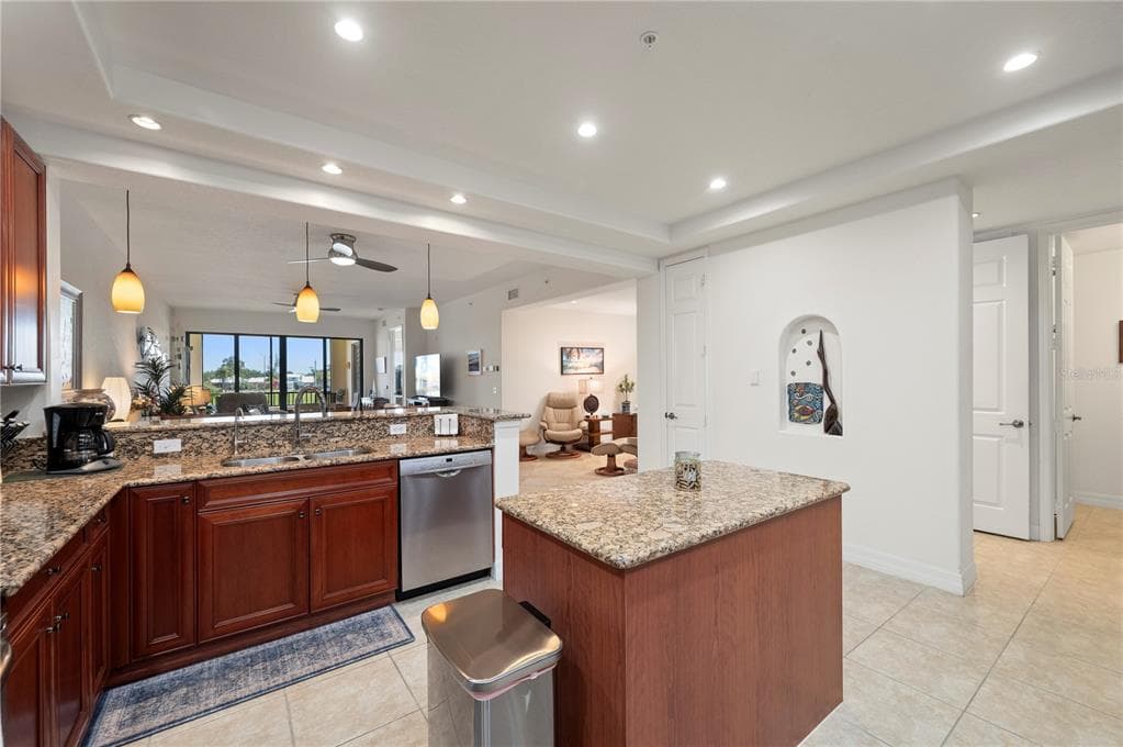 1340 ROCK DOVE COURT 123 photo 11