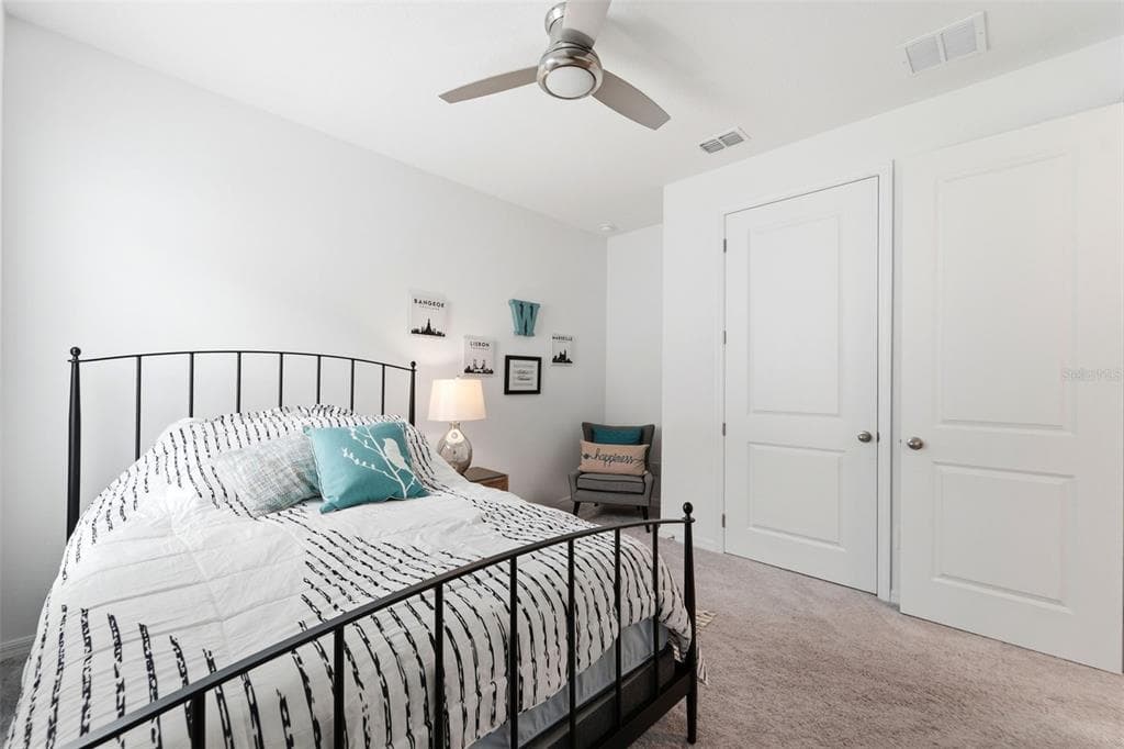 1525 PLAYWRIGHT DRIVE photo 22