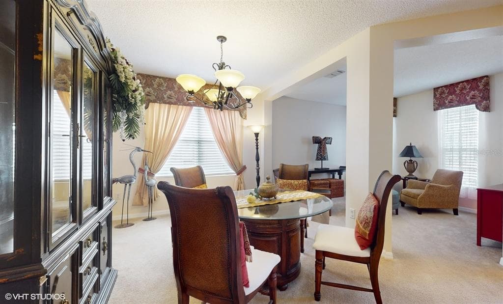 321 CRESSA CIRCLE photo 8