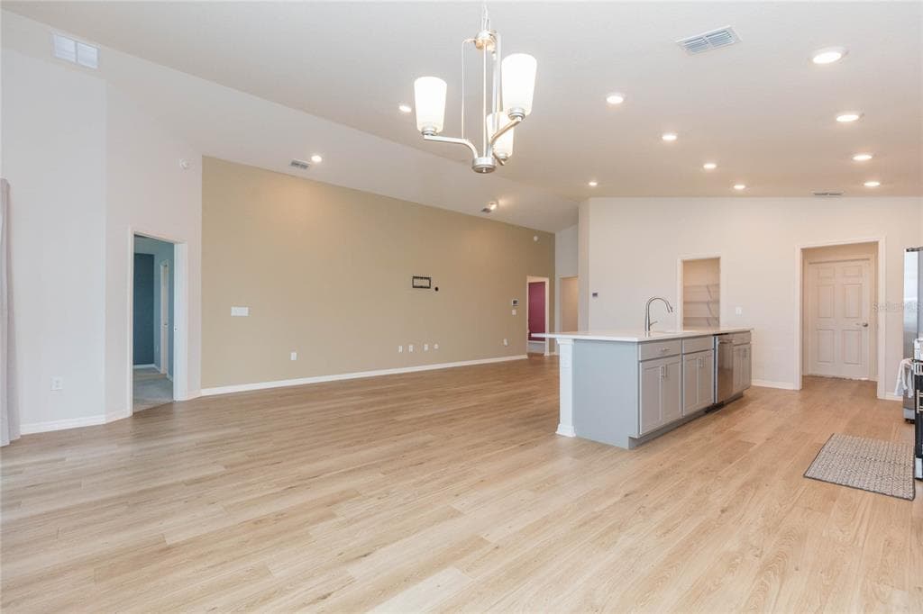 35171 CRESCENT CREEK DRIVE photo 16